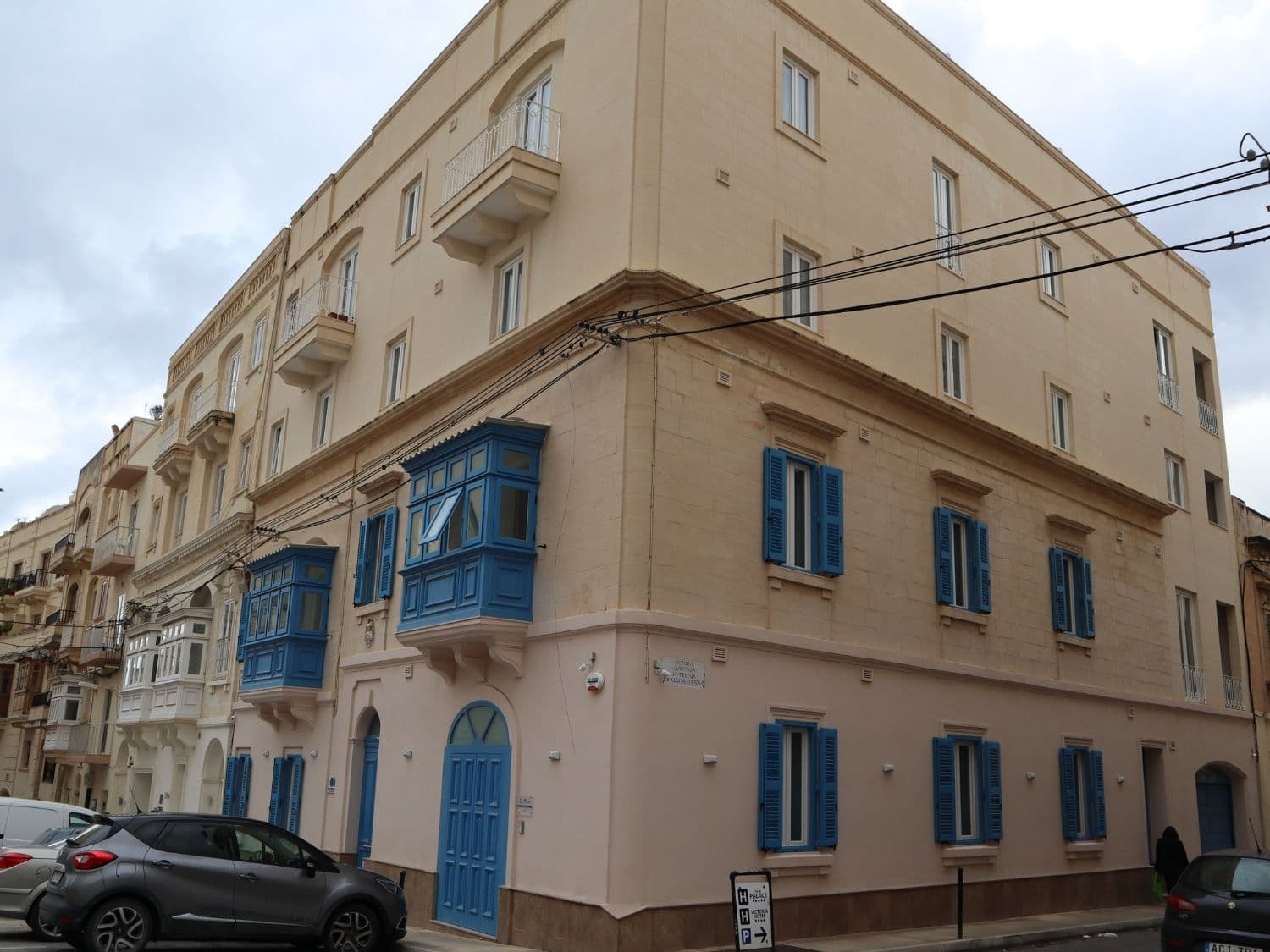 Hacienda apartment block in Sliema